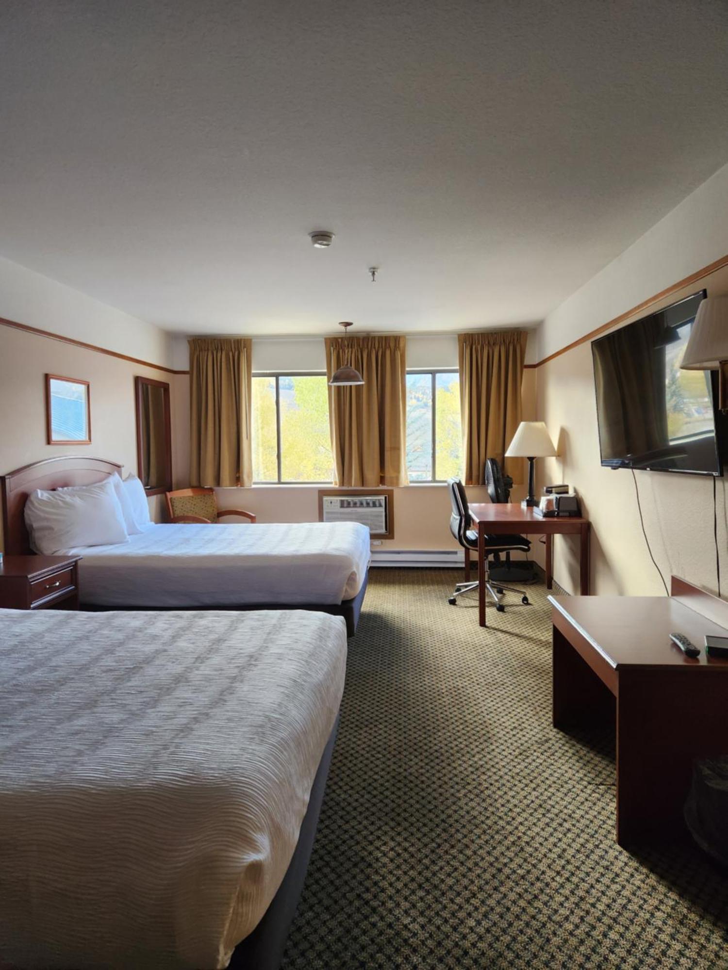 סילברת'ורן Luxury Inn & Suites מראה חיצוני תמונה