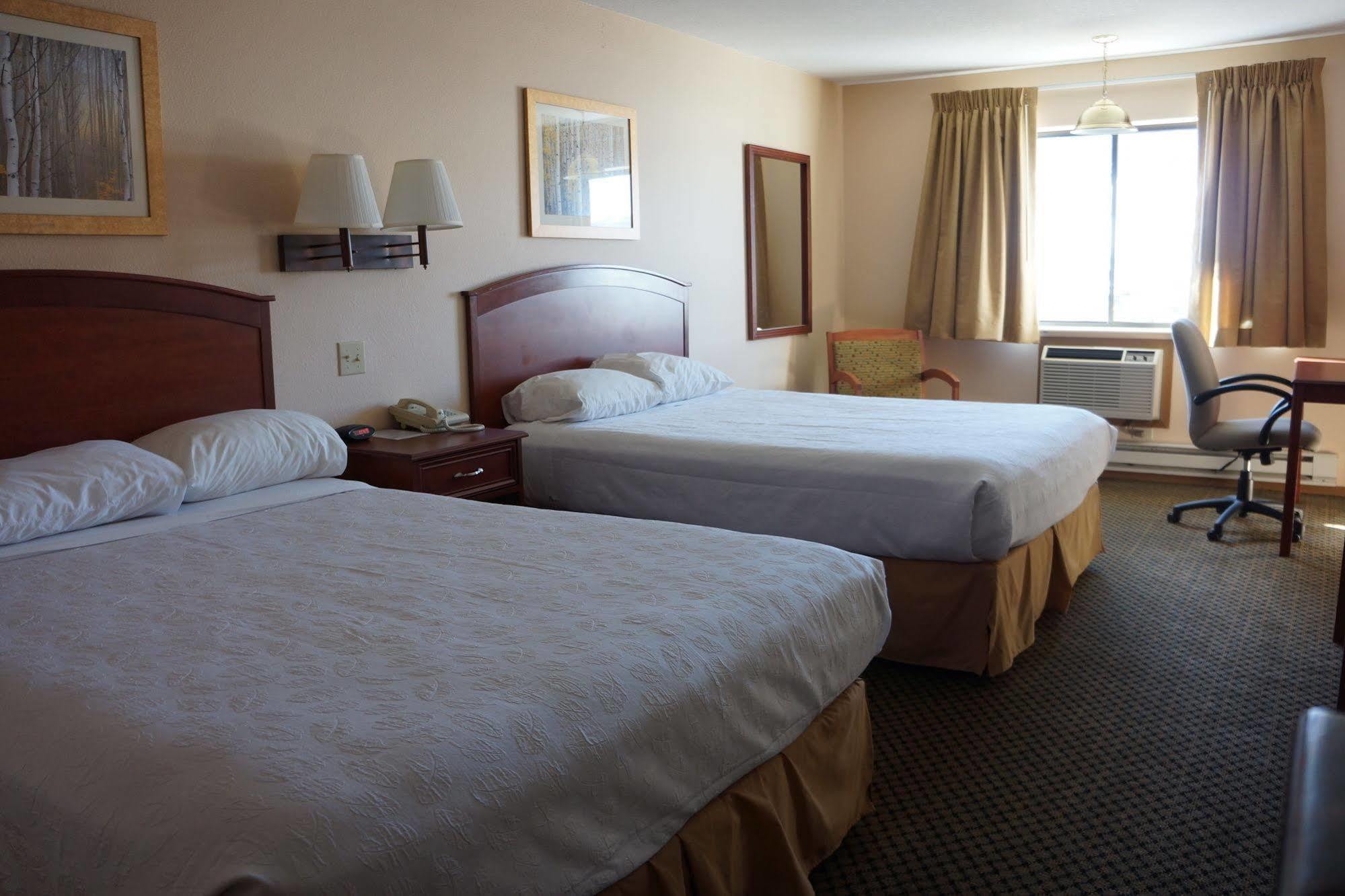 סילברת'ורן Luxury Inn & Suites מראה חיצוני תמונה